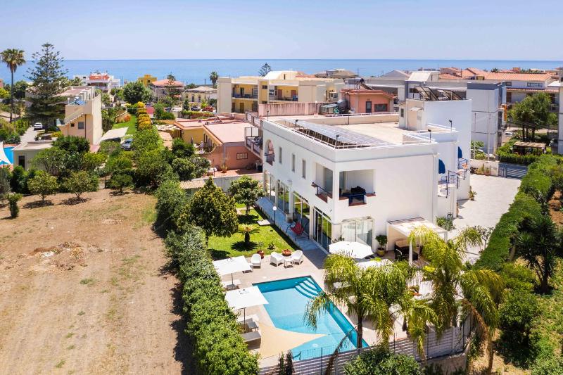 Marricriu BeB Rooms and Pool Avola - image 7