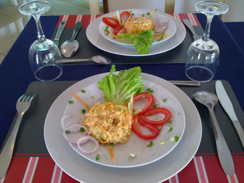 Villa Mahefa - WiFi Fibre - Parking & Jardin - Netflix - Hôtel proche RN1 RN4 RN7 - image 16