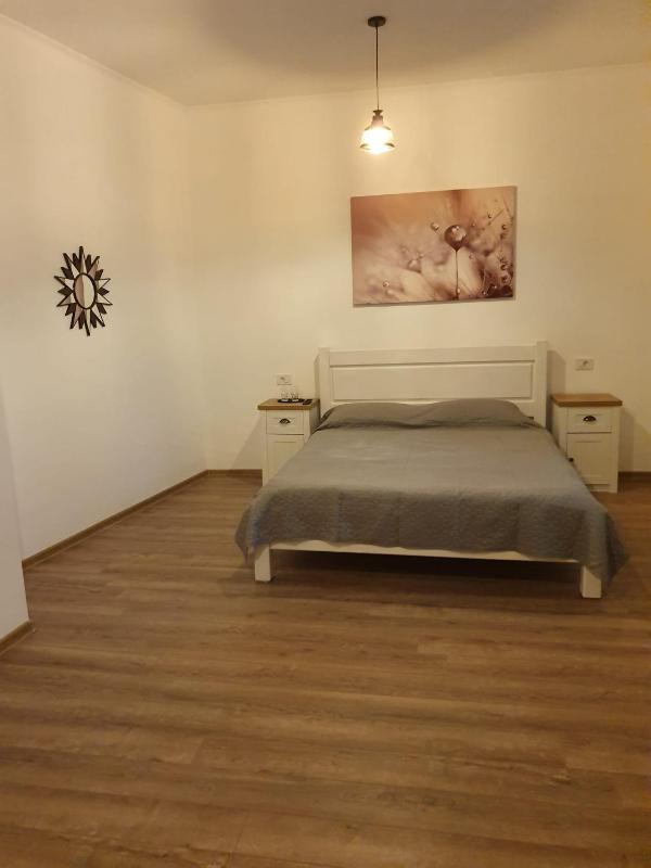 Double Room image 3