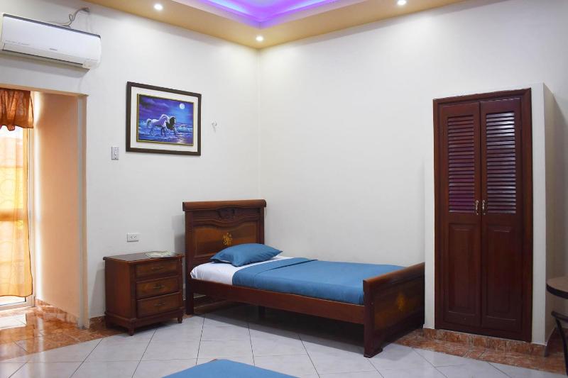Hostal Galápagos - Guayaquil - image 8