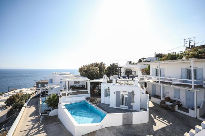 Panoramic House Psarou with Private Pool image 4