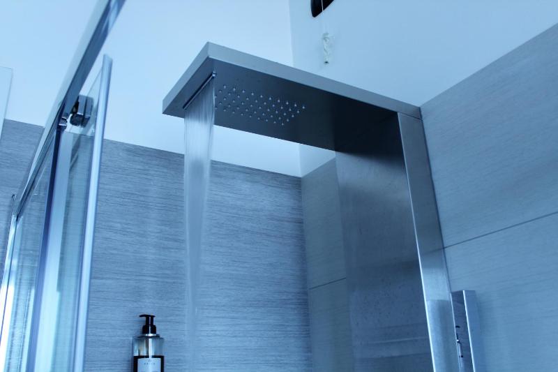 Double Room with Internal Balcony image 3