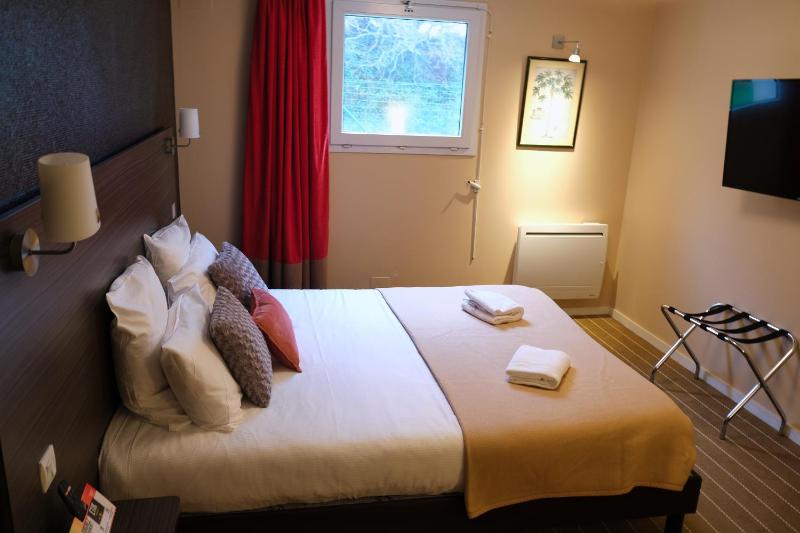 Double Room - Disability Access image 3