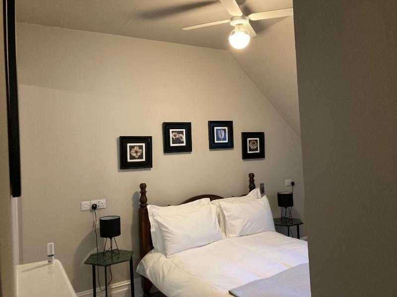 Double Room with Garden View image 1