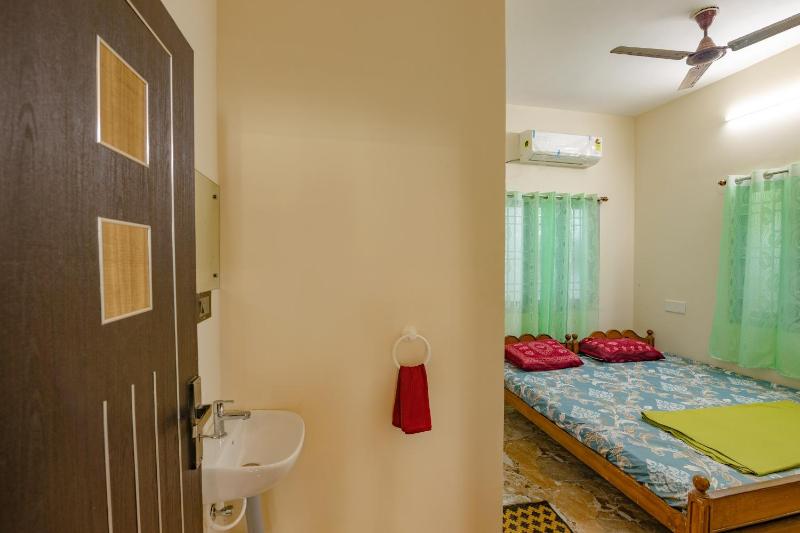 Pondy - image 2
