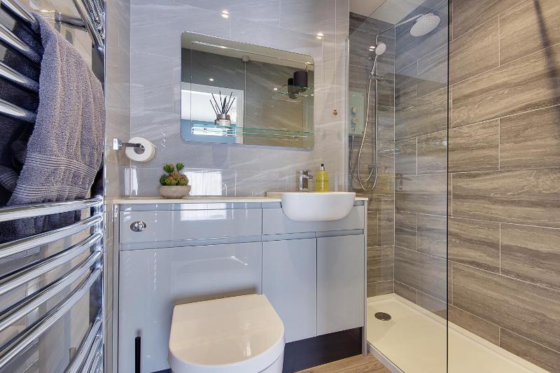 14 Oxford Mews - 5 Star Living for up to 10 People - image 4
