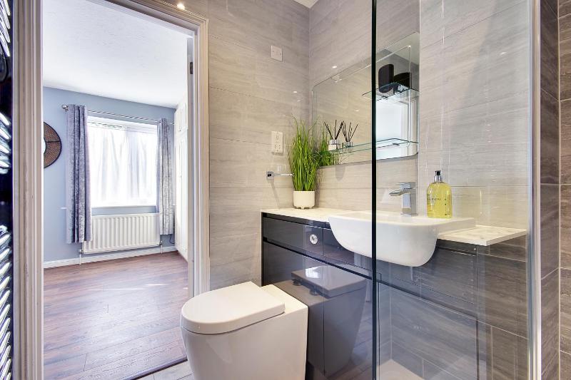 14 Oxford Mews - 5 Star Living for up to 10 People - image 29