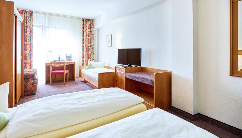 Triple Room image 3