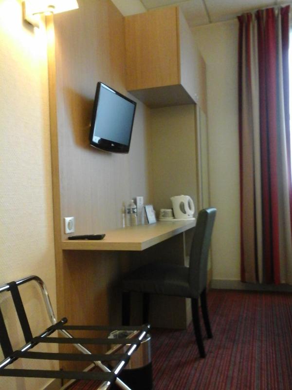 Hotel Carmin - image 16