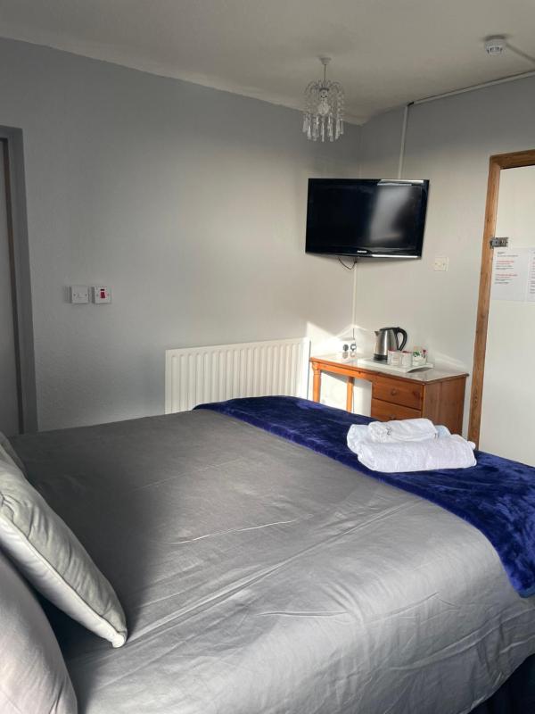 Whiteways Guest House - image 19