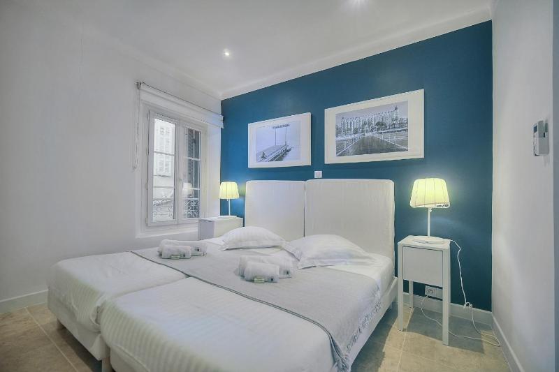 Upstays - Apartment 70m2 - Renovated - Wifi - A C - image 10