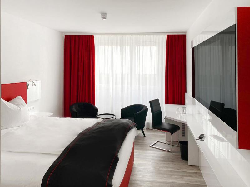 Superior Double Room image 3
