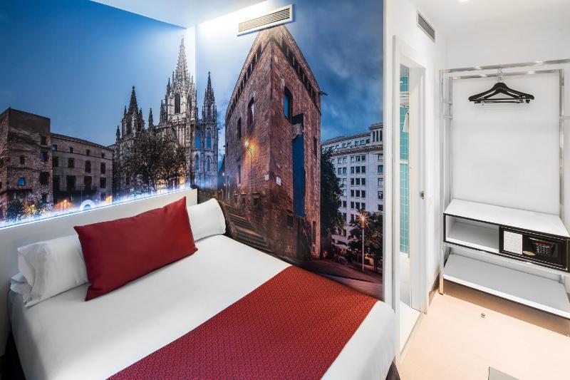 Single Room image 4