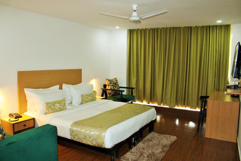 Hotel The Golden Sands Located on Calangute Main Road - image 24