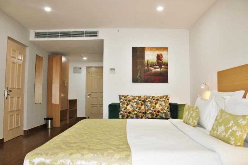 Hotel The Golden Sands Located on Calangute Main Road - image 7