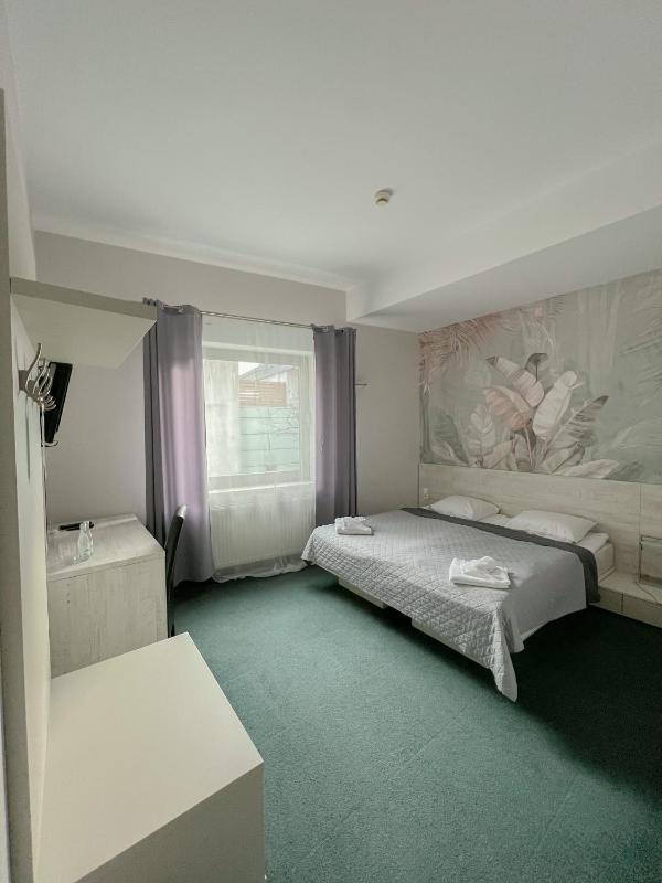 Double or Twin Room image 1