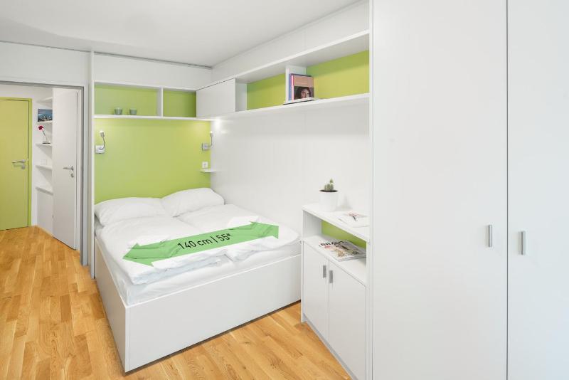 Double Room image 1