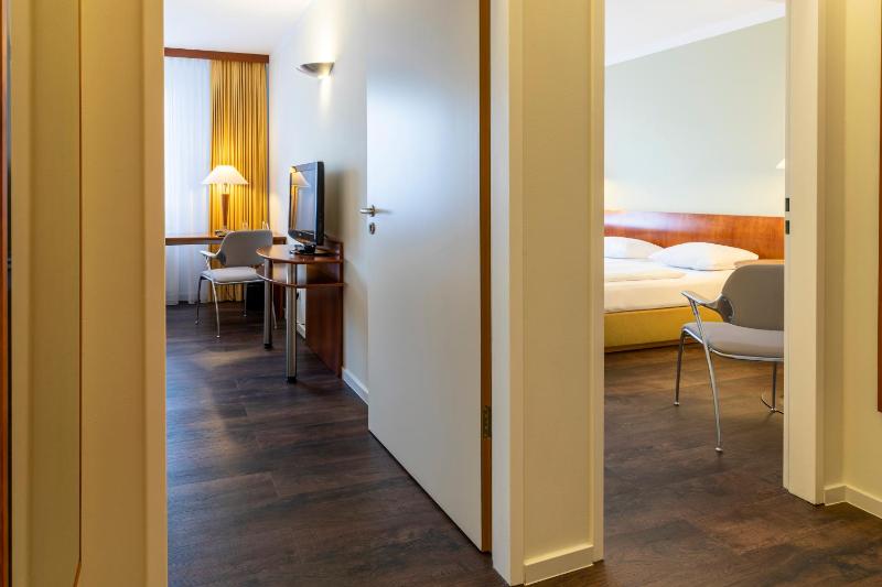 Junior Suite image 2