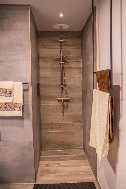 One-Bedroom Apartment with Sauna - Ground Floor image 4