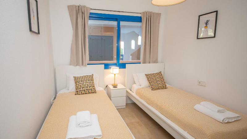 Duquesa Suites 206 - image 14
