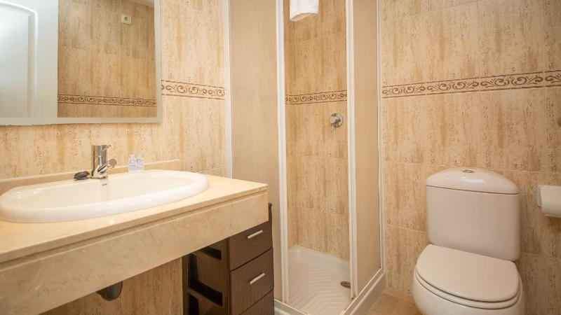Duquesa Suites 206 - image 21
