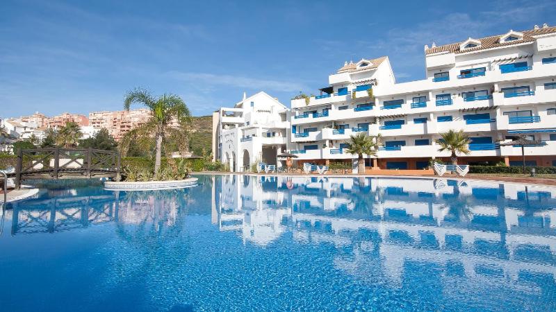 Duquesa Suites 206 - image 23