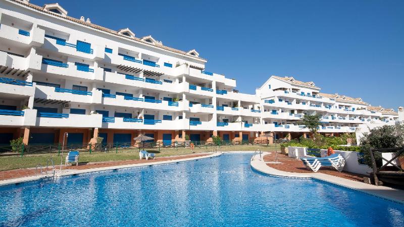 Duquesa Suites 206 - image 30