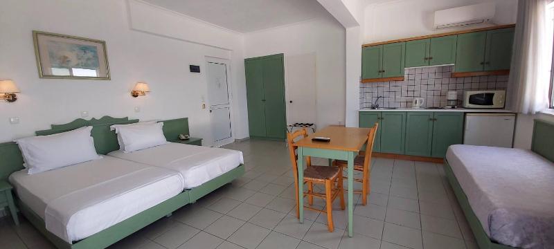 Advanced Studio with Sea View (2-3 Guests) image 1