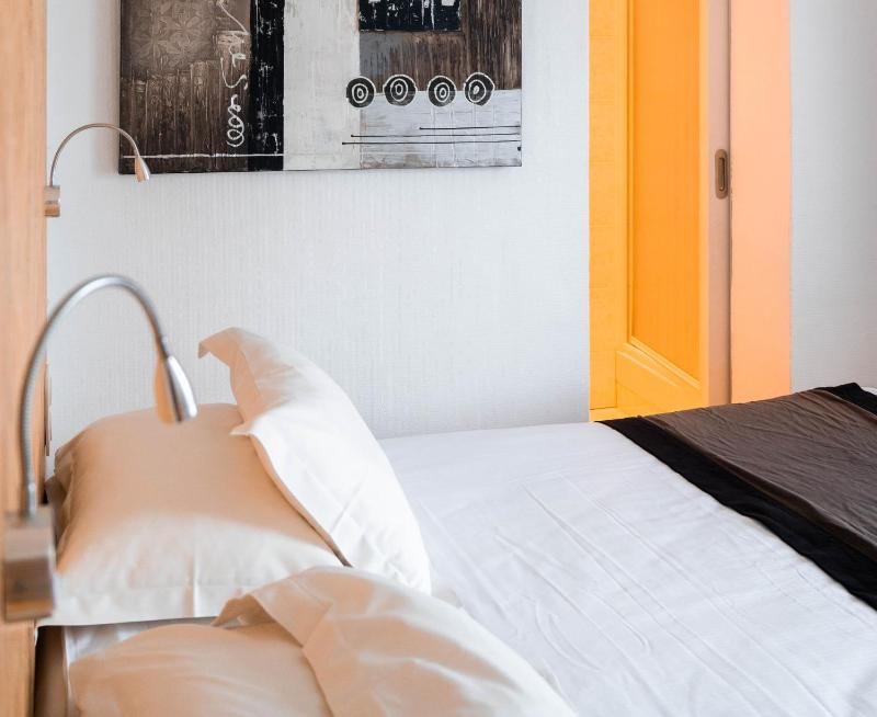 Standard Double Room image 1