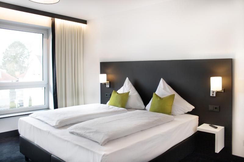 Standard Double Room image 1
