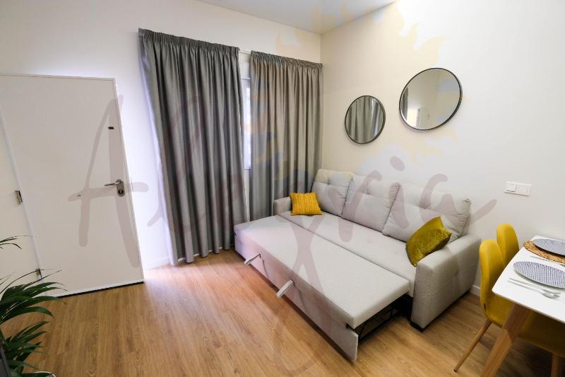 Estudio moderno en Alicante - image 11