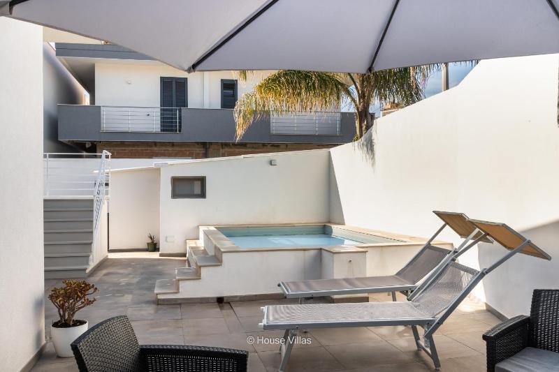 Villa with Private Pool image 4
