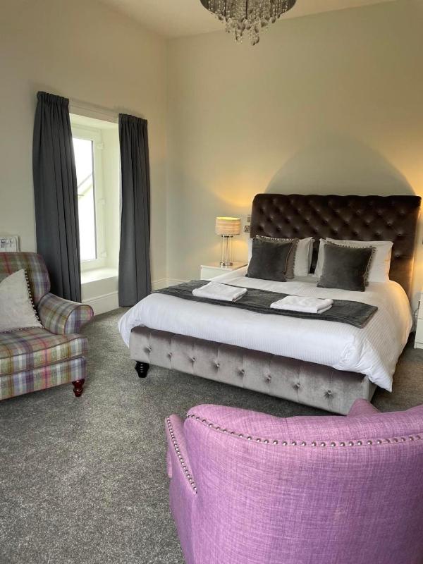 Deluxe Double Room image 1