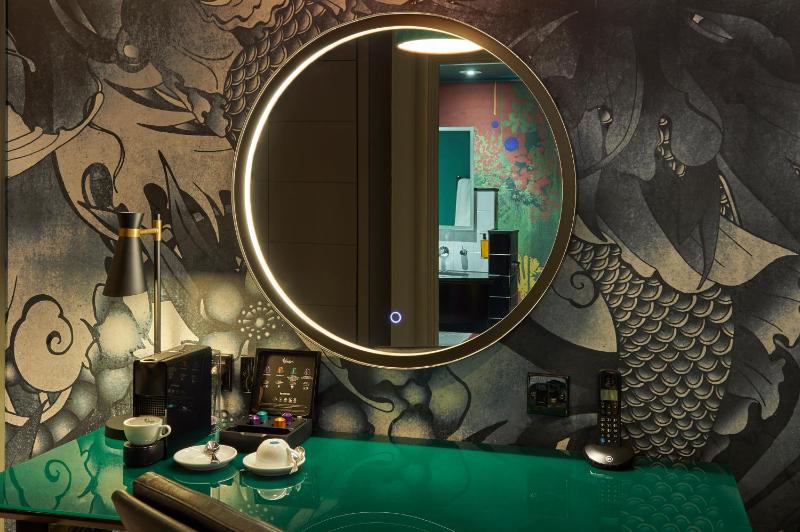 Club Deluxe Double image 3