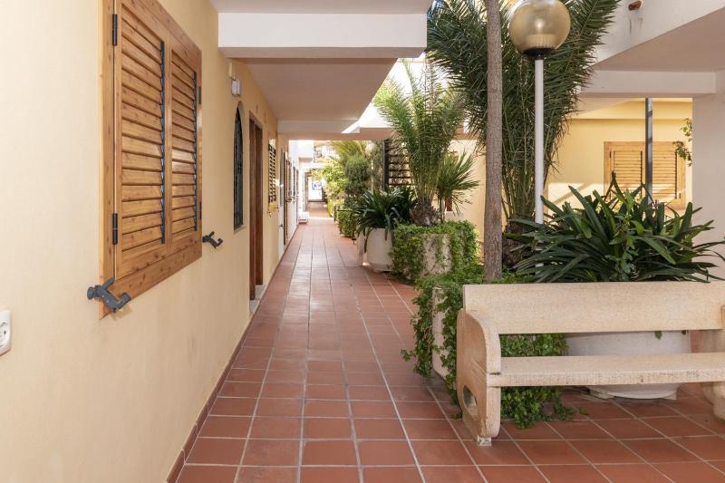 Apartment with Sea View image 4