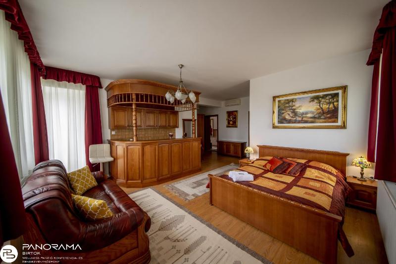 Apartment with Terrace image 4