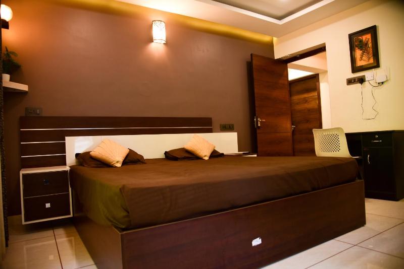 Ishaara Prime Villa - Personalized stay with amenities at heart of City - image 8