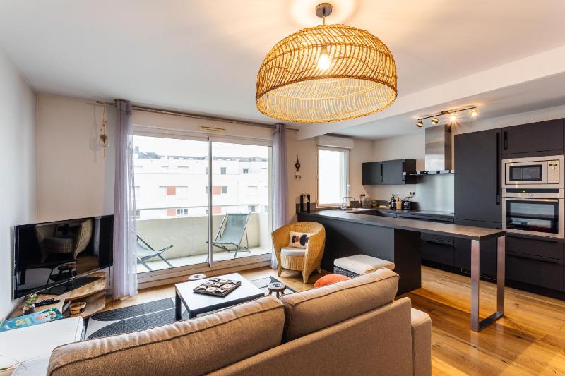 Le ViLoNa - T3 moderne avec parking privé - image 1