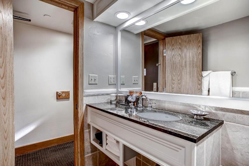 Loft Suite image 3