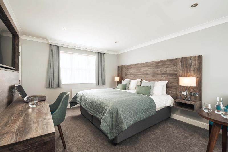 Superior Double or Twin Room image 1