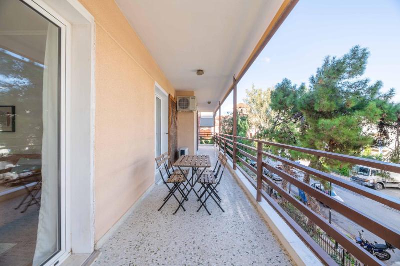 Homey 2BR Apartment in Cholargos by UPSTREET - image 16