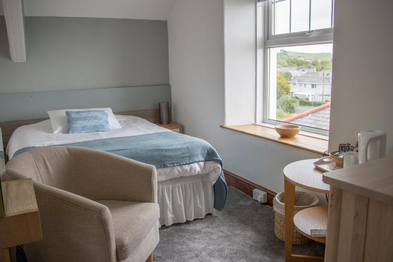 Deluxe Single Room image 3