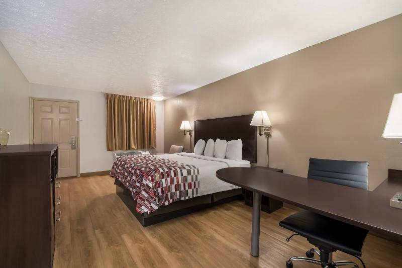 Superior King Room Non-Smoking image 4