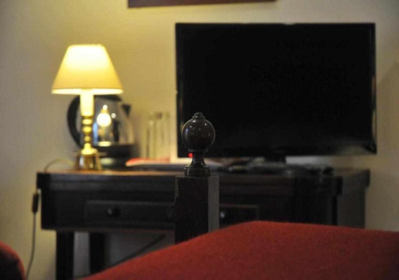 Classic Triple Room image 4