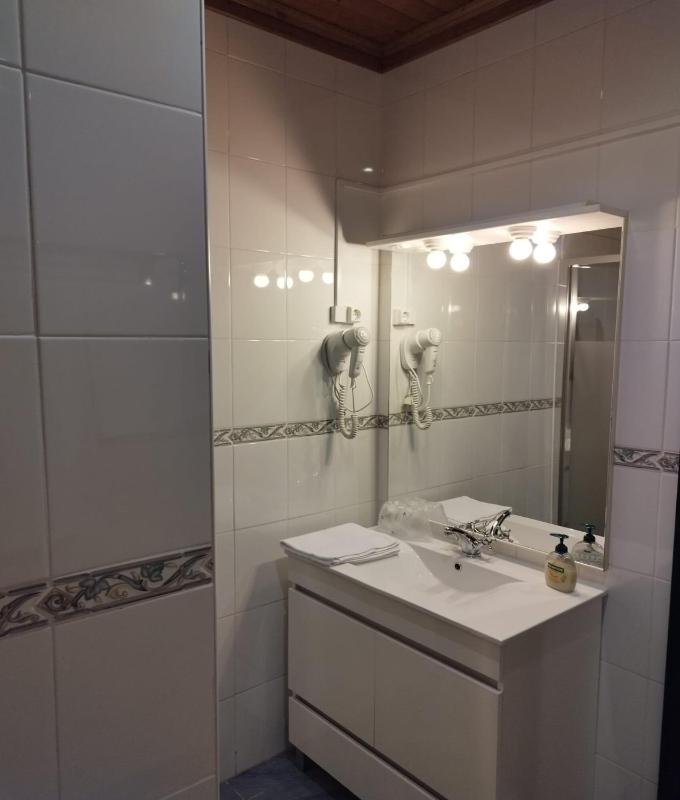 Classic Triple Room image 3