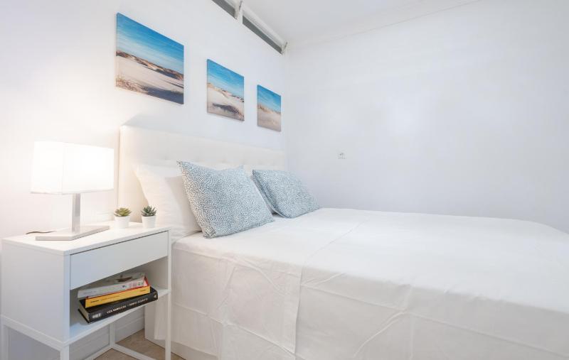 La Maricita Cristianos - Beach Front & Sea View Only Adult - image 8