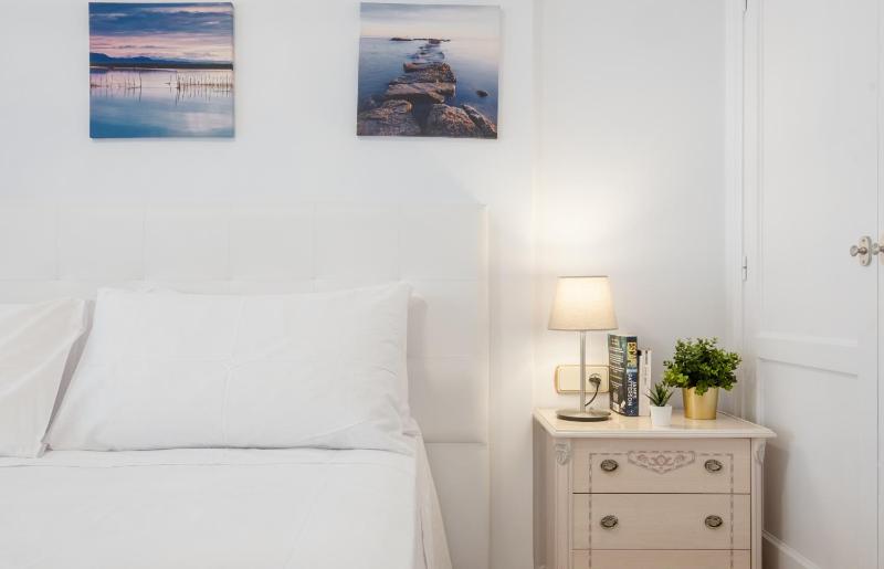 La Maricita Cristianos - Beach Front & Sea View Only Adult - image 16