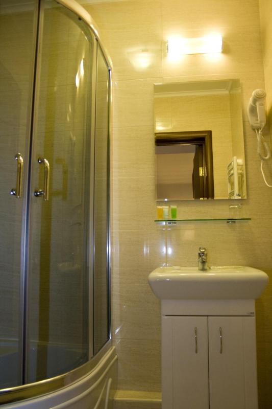 Standard Single Room image 2