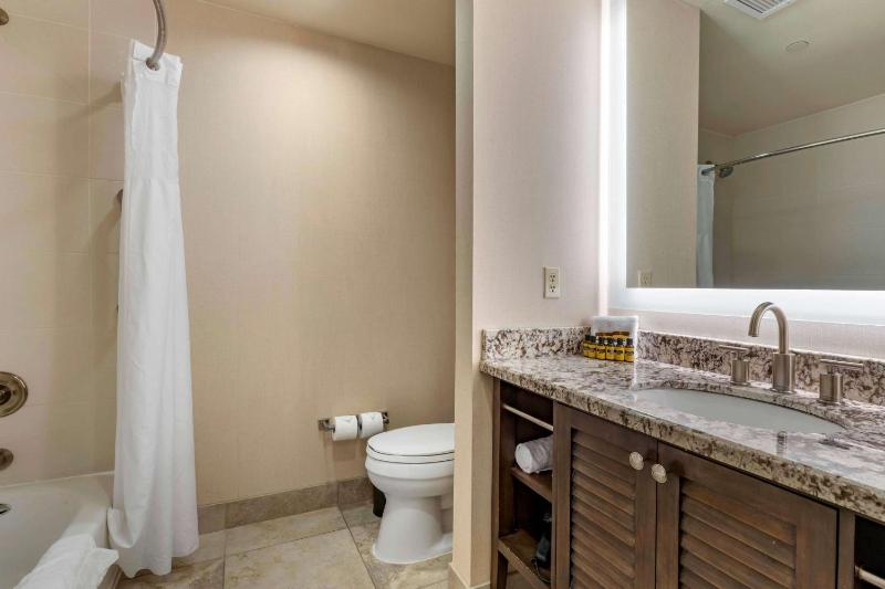 Superior King Room image 1