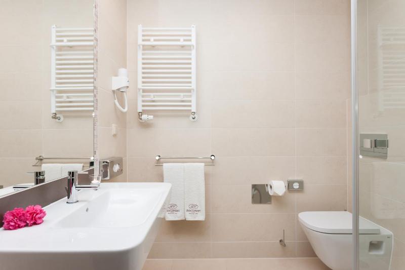 Comfort Double or Twin Room image 3